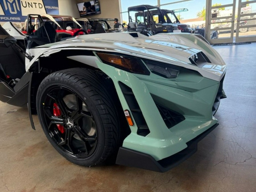 2026 Polaris Slingshot R AutoDrive