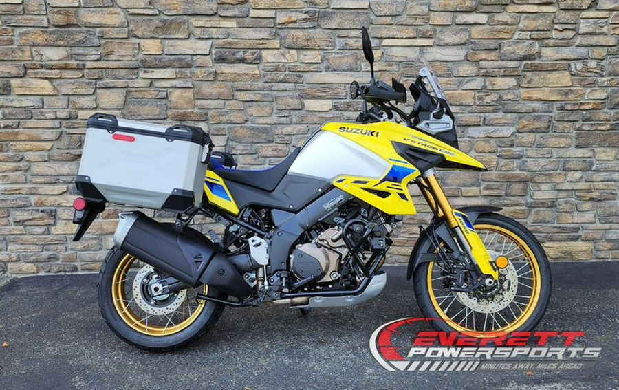 2023 Suzuki V-Strom 1050DE Adventure