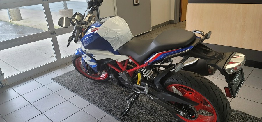 2024 BMW G 310 R