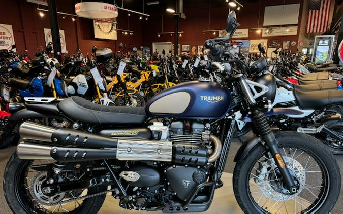 2022 Triumph Street Scrambler Gold Line