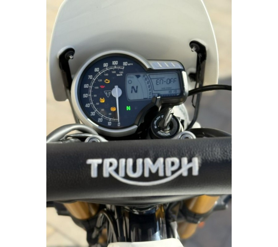 2026 Triumph Scrambler 400 XC Vanilla White