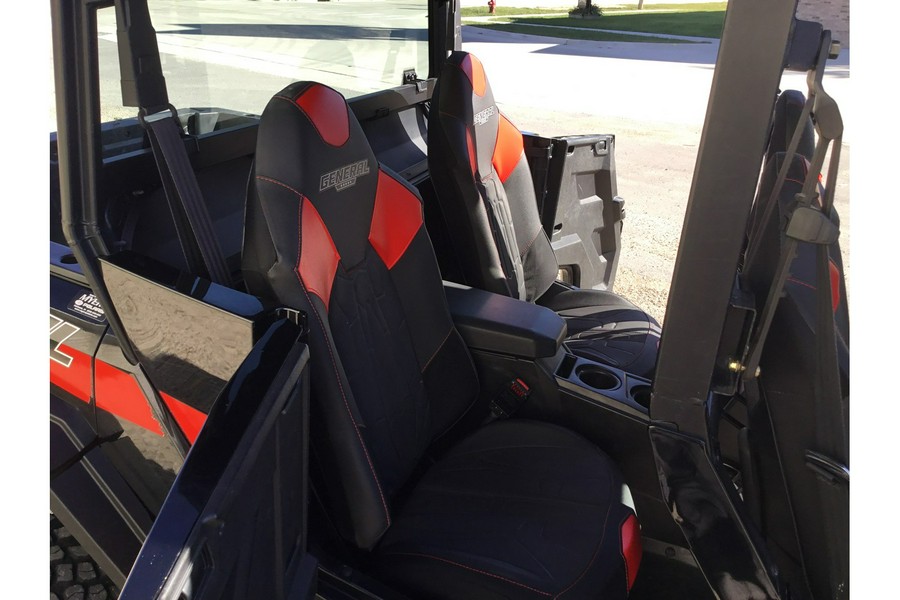 2018 Polaris Polaris GENERAL™ 4 1000 EPS - Black Pearl