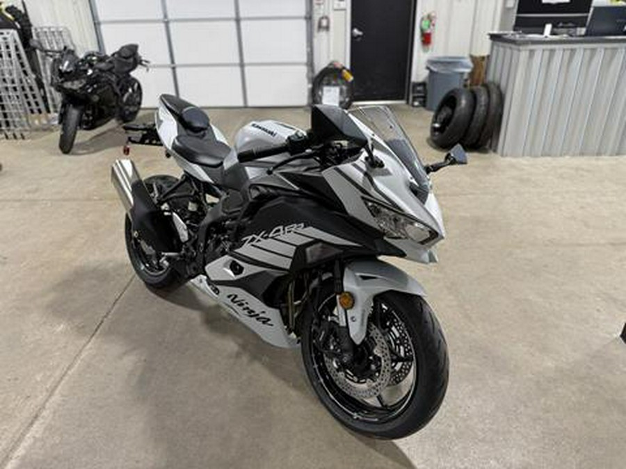 2025 Kawasaki Ninja ZX-4RR ABS