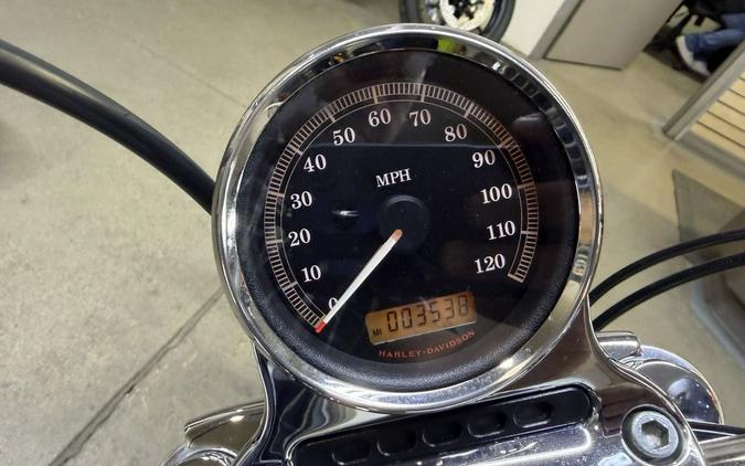 2012 Harley-Davidson® XL1200V - Sportster® Seventy-Two®