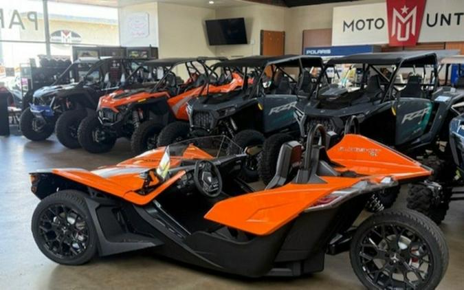 2026 Polaris Slingshot SL AutoDrive Sunburst Orange