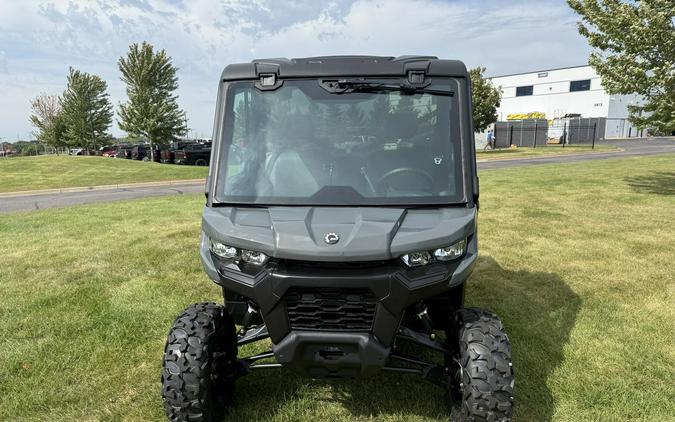 2027 CAN-AM DEFENDER DPS CAB HD9
