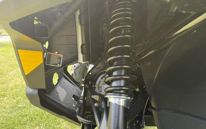 2027 CAN-AM DEFENDER DPS CAB HD9