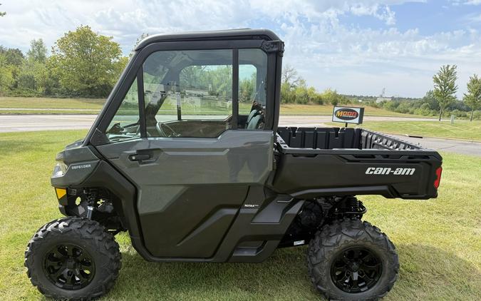 2027 CAN-AM DEFENDER DPS CAB HD9