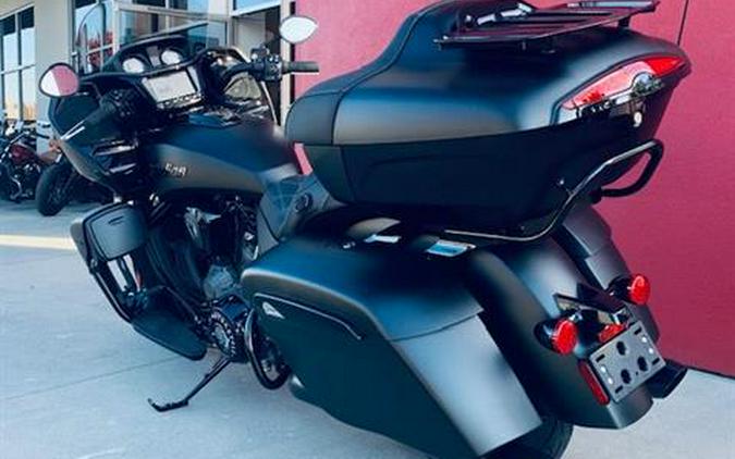 2023 Indian Motorcycle Pursuit® Dark Horse® with Premium Package