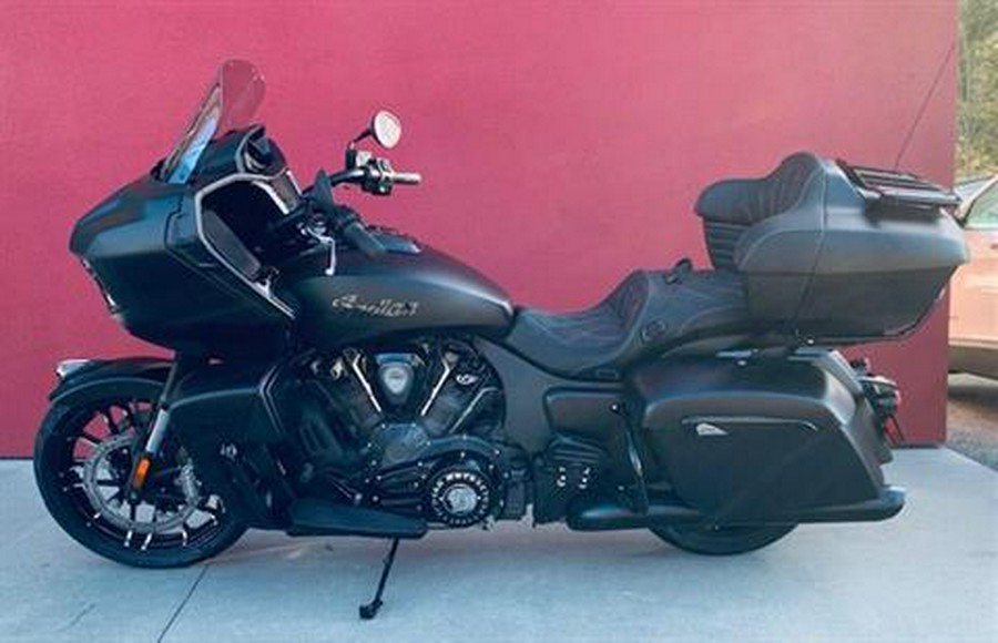 2023 Indian Motorcycle Pursuit® Dark Horse® with Premium Package