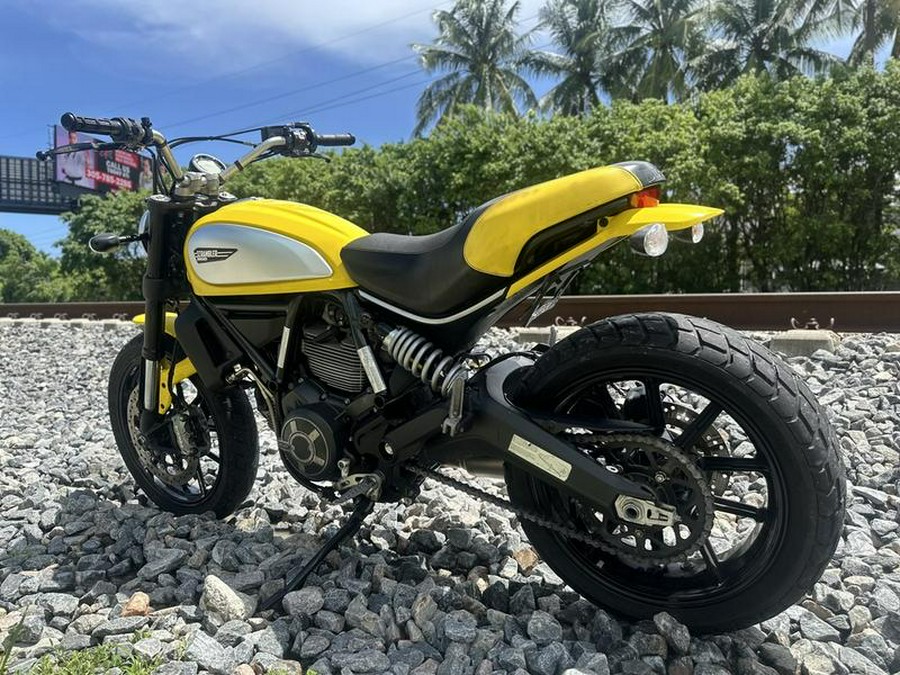 2017 Ducati Scrambler Icon '62 Yellow