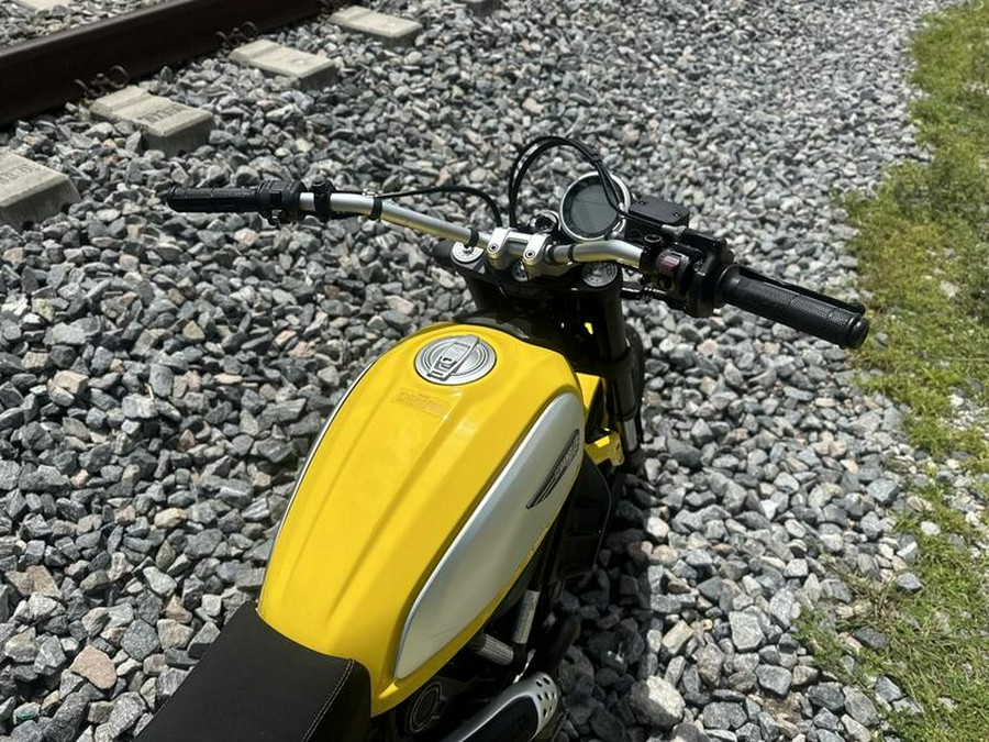 2017 Ducati Scrambler Icon '62 Yellow