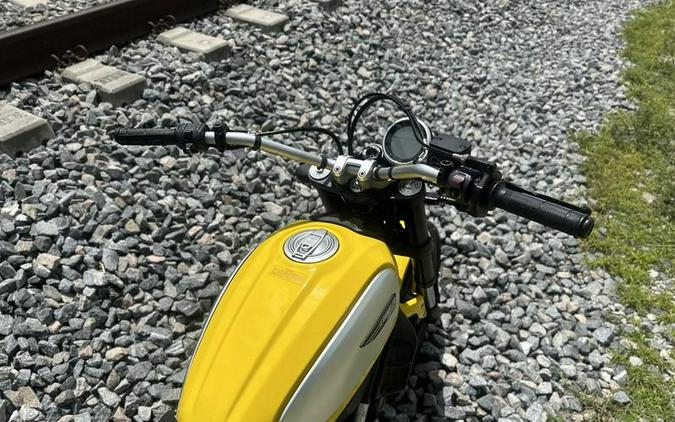 2017 Ducati Scrambler Icon '62 Yellow