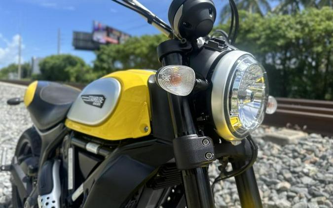 2017 Ducati Scrambler Icon '62 Yellow