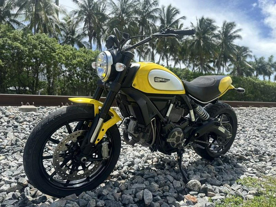 2017 Ducati Scrambler Icon '62 Yellow