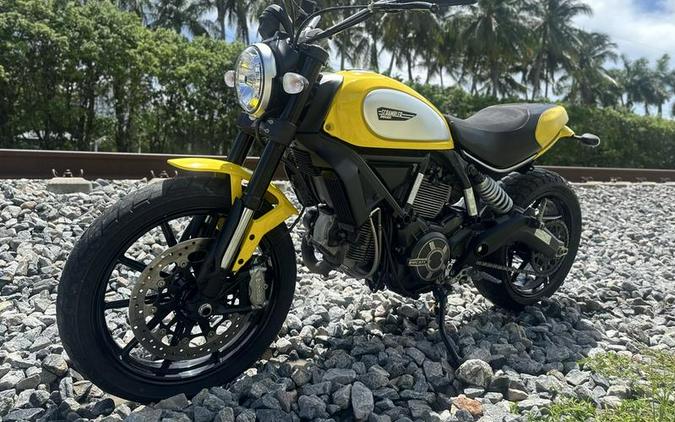 2017 Ducati Scrambler Icon '62 Yellow