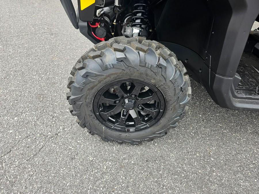 2025 Can-Am Defender MAX XT HD10