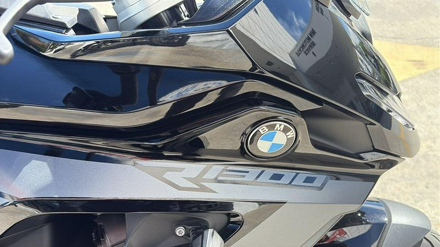 2026 BMW R1300RS Inventory