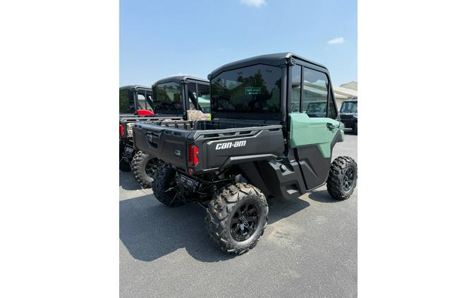 2026 Can-Am DEFENDER DPS CAB HD9