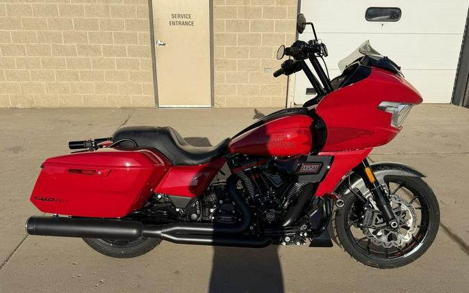 2025 Harley-Davidson® FLTRXSTSE - CVO™ Road Glide® ST