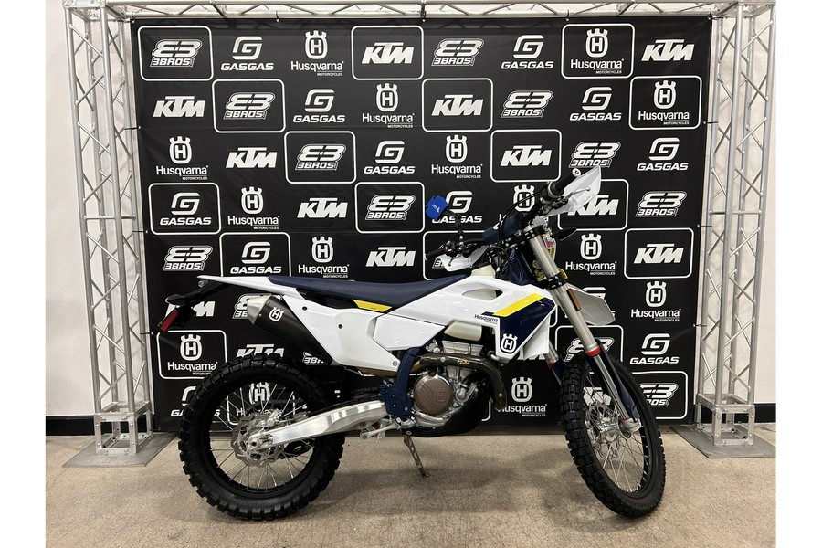 2025 FE 350S - Husqvarna Motorcycles