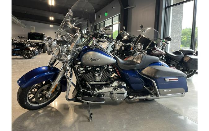 2017 FLHR Road King® - Harley-Davidson®