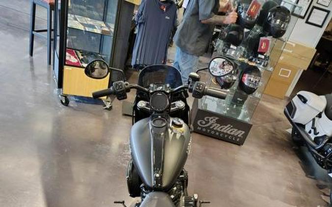 2024 Indian Motorcycle® Sport Chief Black Smoke