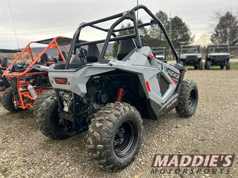 2024 Polaris RZR 200 EFI