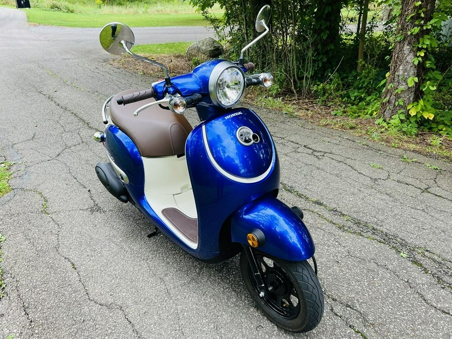 2024 Honda® Metropolitan