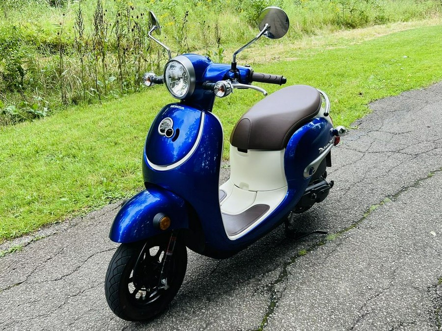 2024 Honda® Metropolitan