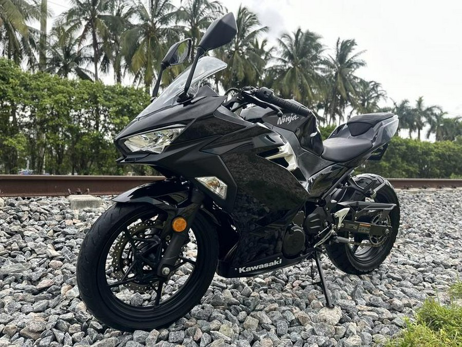 2019 Kawasaki Ninja® 400