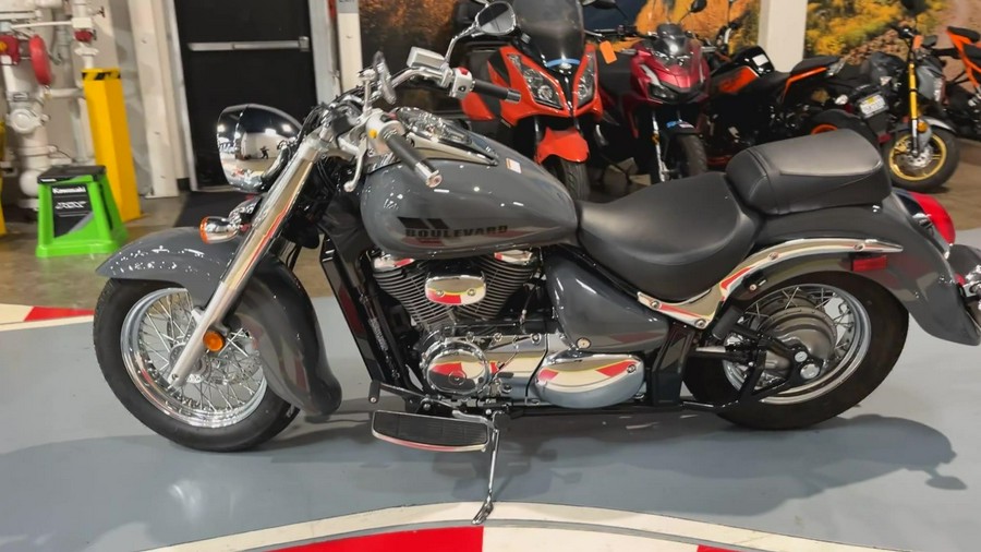 2025 Suzuki BOULEVARD C50