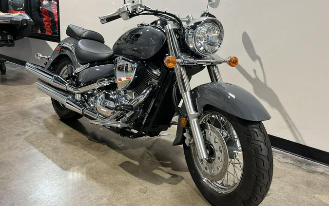 2025 Suzuki BOULEVARD C50