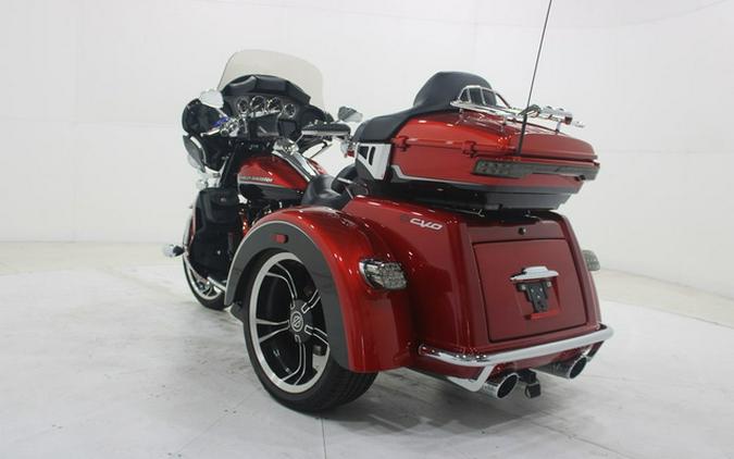 2021 Harley-Davidson Trike FLHTCUTG - Tri Glide Ultra
