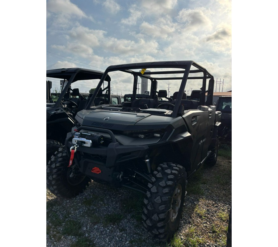 2026 Can-Am Defender MAX X mr with Half Doors HD11