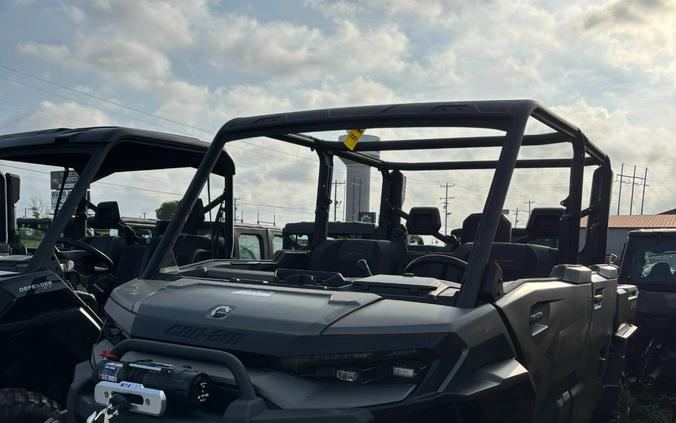 2026 Can-Am Defender MAX X mr with Half Doors HD11