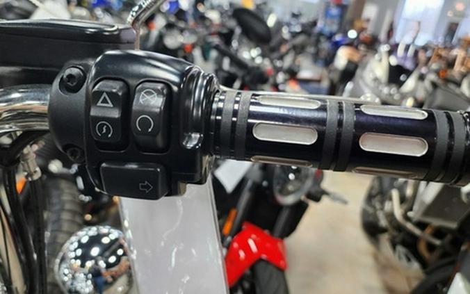 2017 Harley-Davidson Softail Heritage Softail Classic