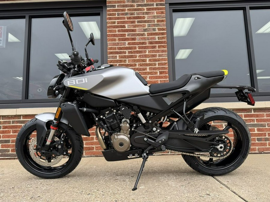 2025 Husqvarna® Vitpilen 801