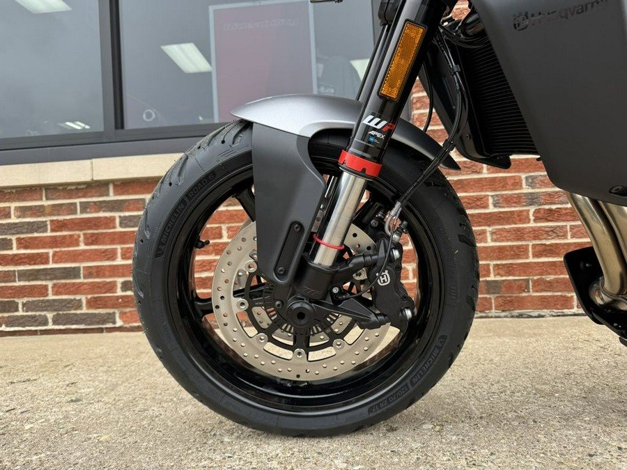 2025 Husqvarna® Vitpilen 801