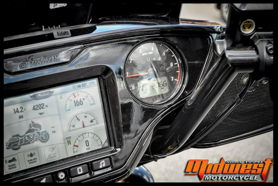 2025 Indian Motorcycle CHIEFTAIN DARK HORSE