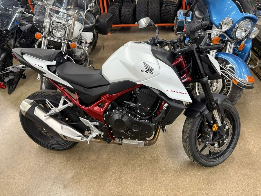 2025 Honda CB750 HORNET