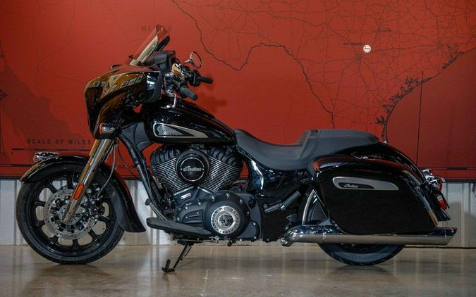 2023 Indian Motorcycle® Chieftain® Base