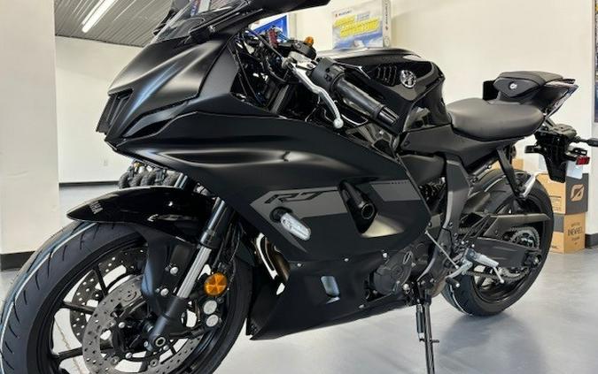 2025 Yamaha YZF R7