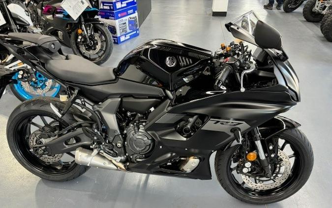 2025 Yamaha YZF R7