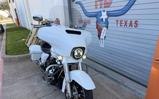 2017 Harley-Davidson Street Glide® Special