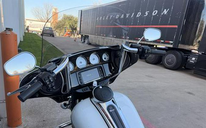 2017 Harley-Davidson Street Glide® Special