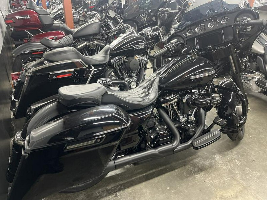 2019 Harley-Davidson® FLHXS - Street Glide® Special