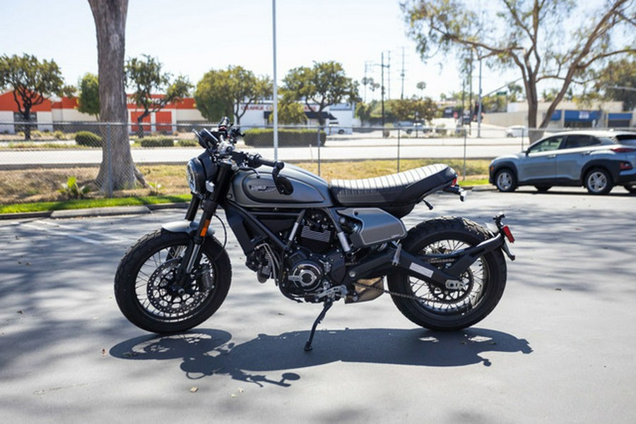 2022 Ducati Scrambler Nightshift Aviator Grey