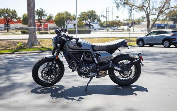 2022 Ducati Scrambler Nightshift Aviator Grey