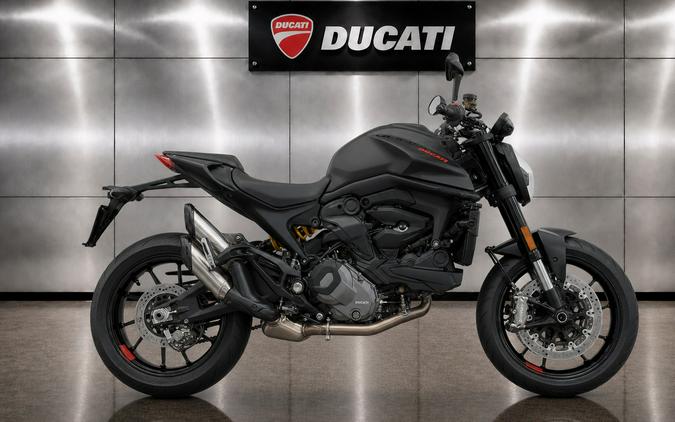 2025 DUCATI MONSTER 937